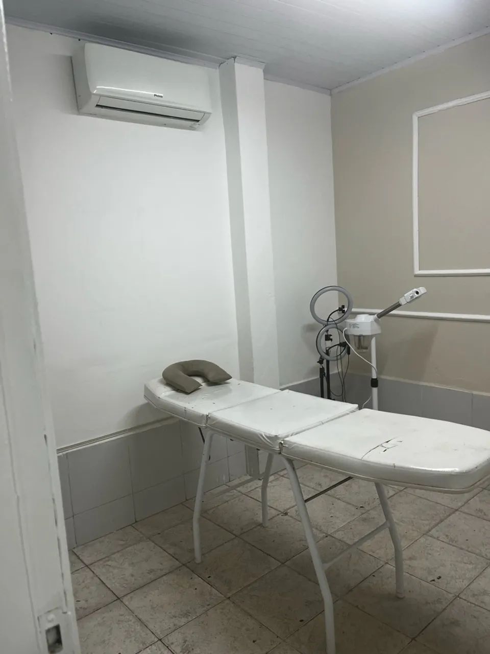 Sala dentro de salão de beleza  - Foto 3