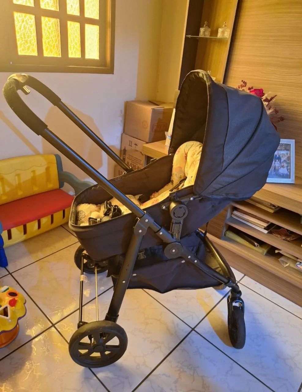 Carrinho bebê com Moisés  - Foto 2