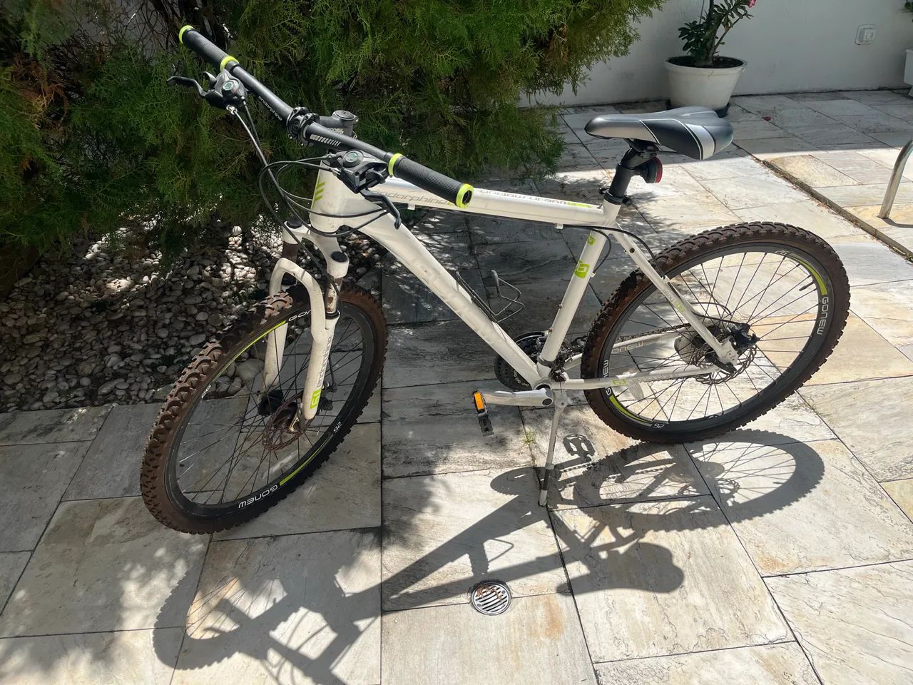 Bicicleta alumínio aro 26 quadro 19