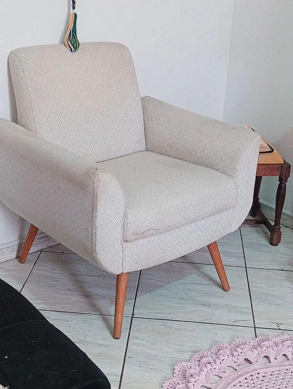 Belíssima poltrona estilosa - Foto 2