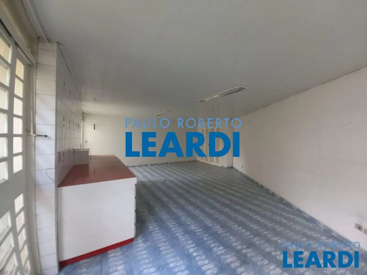 CASA ASSOBRADADA - JARDIM EUROPA - SP