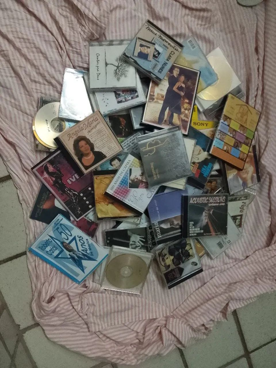 Various CDs and DVDs65580477116803123
