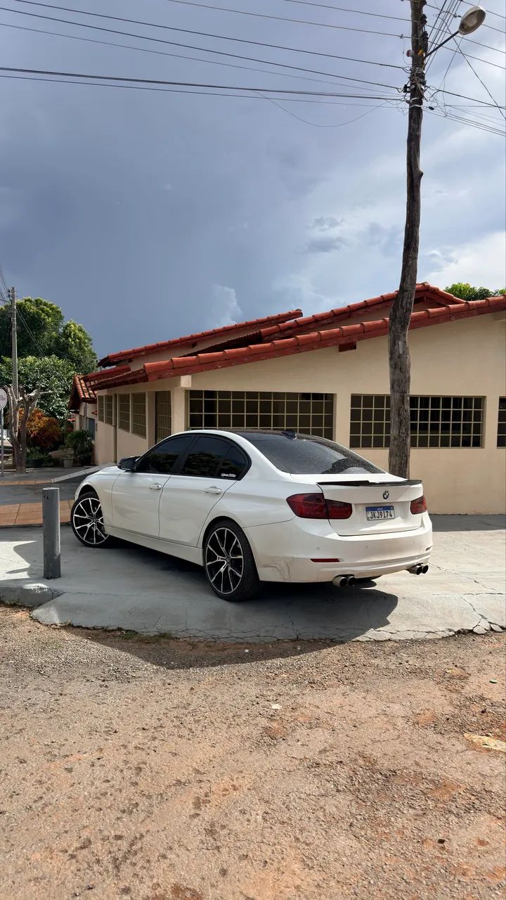 BMW 320I A Modern/sport TB 2.0/a.flex 16V 4P 2013 2013