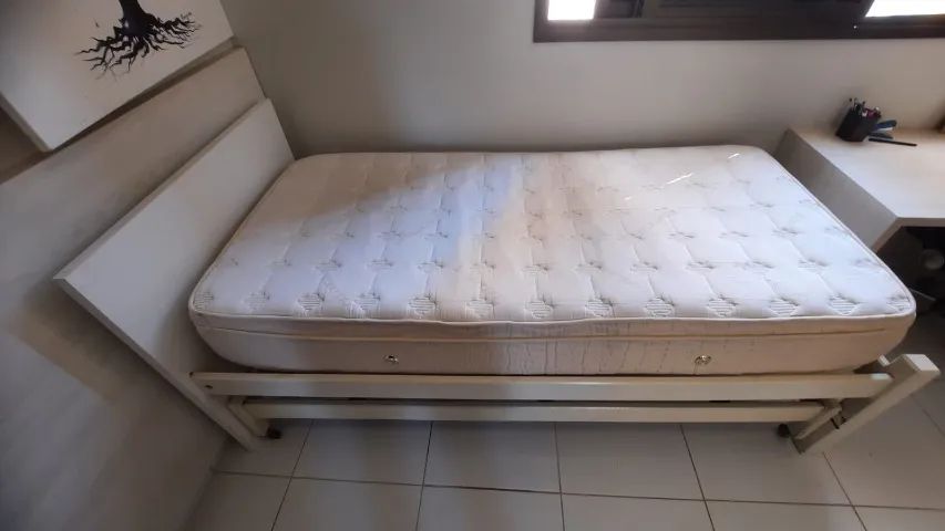 Cama em madeira maciça - Foto 2