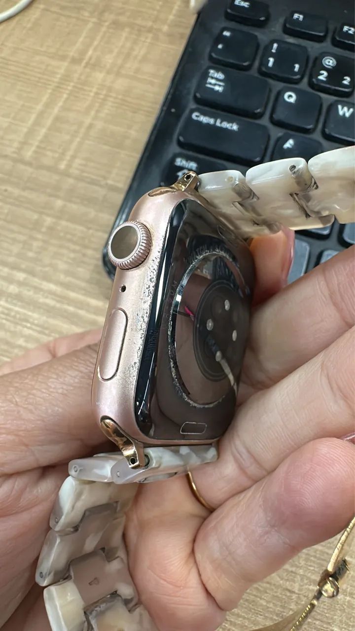 Apple Watch Series 6 - Cor rose - Foto 3