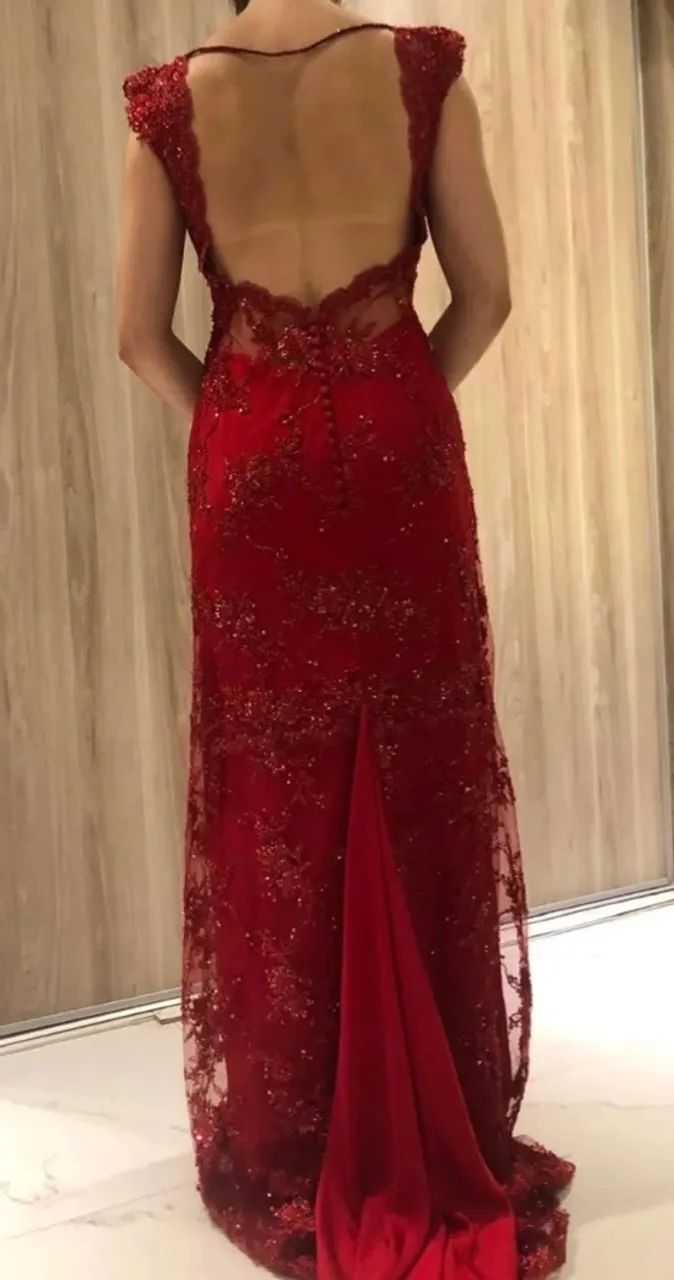 Vestido longo vermelho em pedrarias  - Foto 4