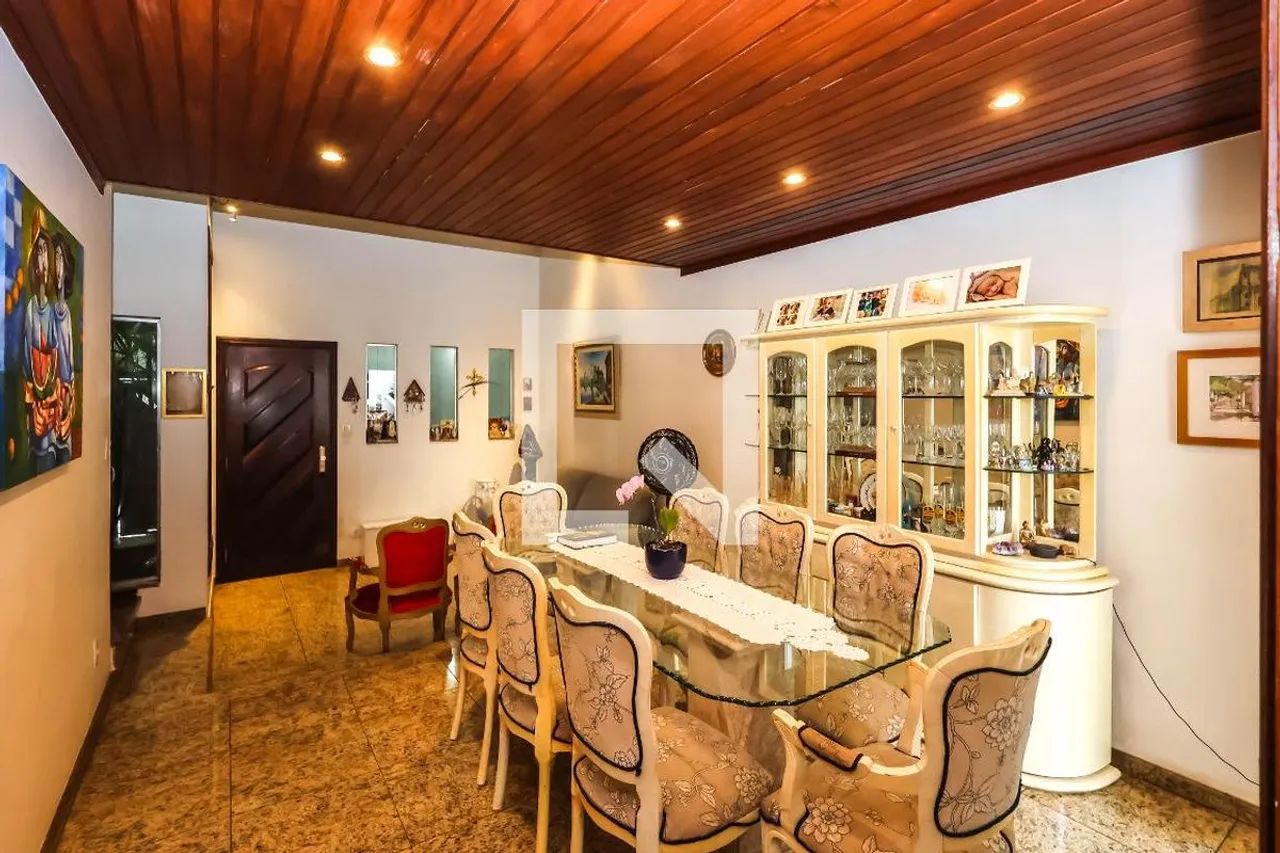 Casa à Venda - Ipiranga, 3 Quartos, 200 m2