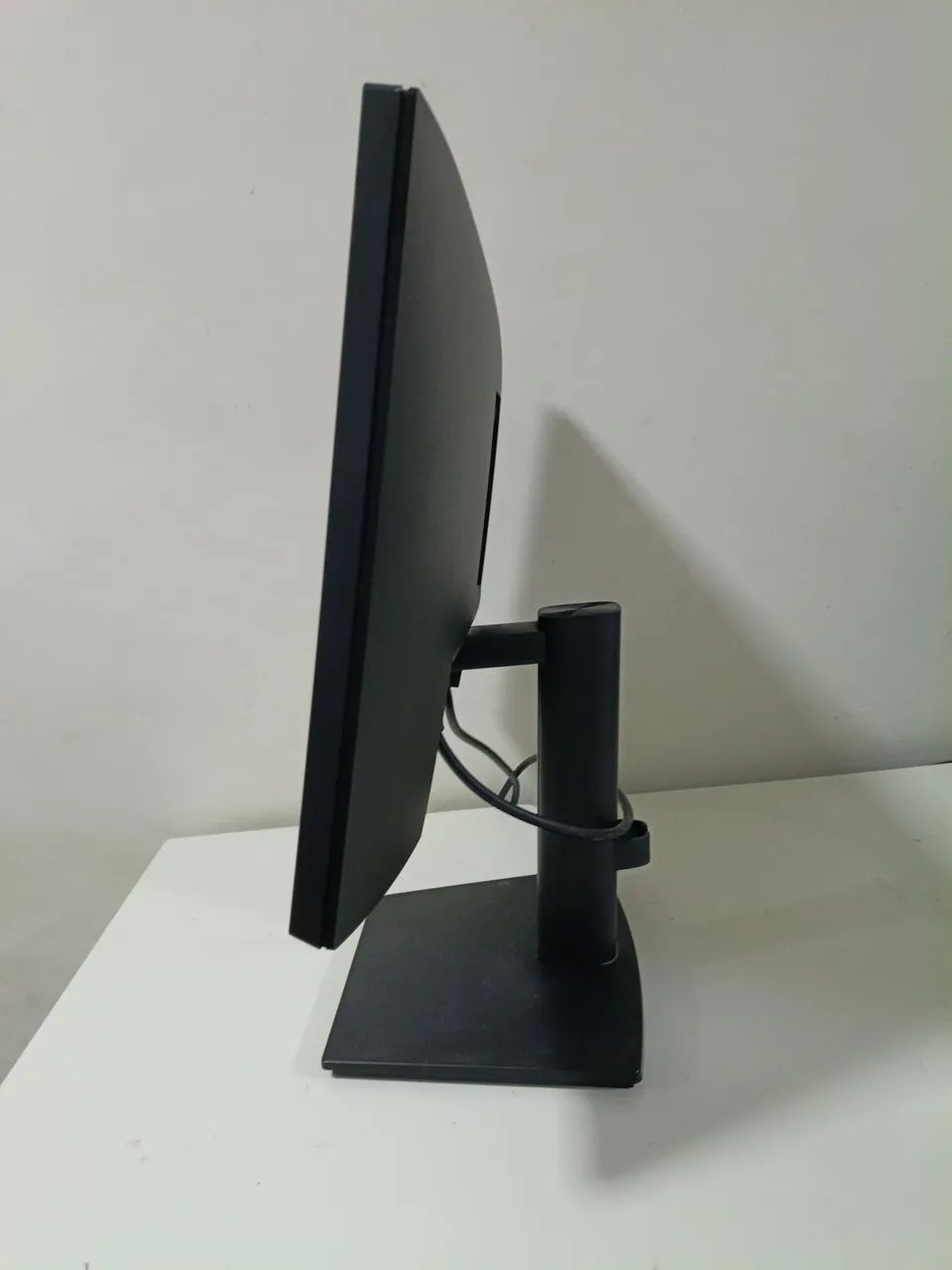 Vendo monitor Dell 22" Polegadas modelo E2222HSF - Foto 3