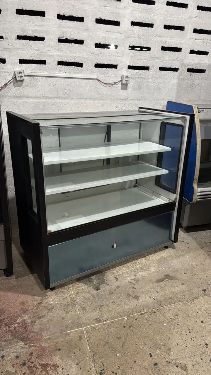 Vitrine natural de 1,20