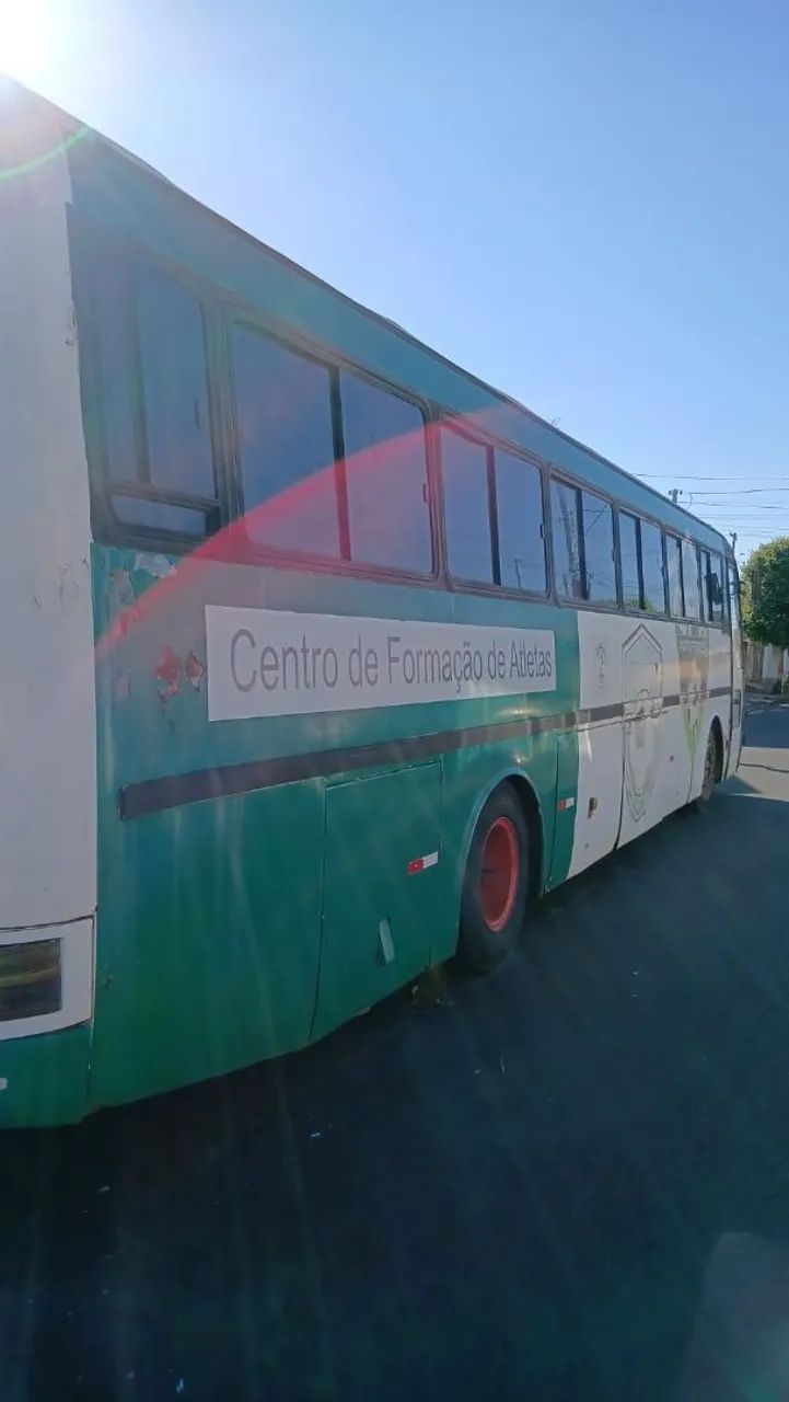 Vendo ou troco onibus mercebens  1991 documentado 
