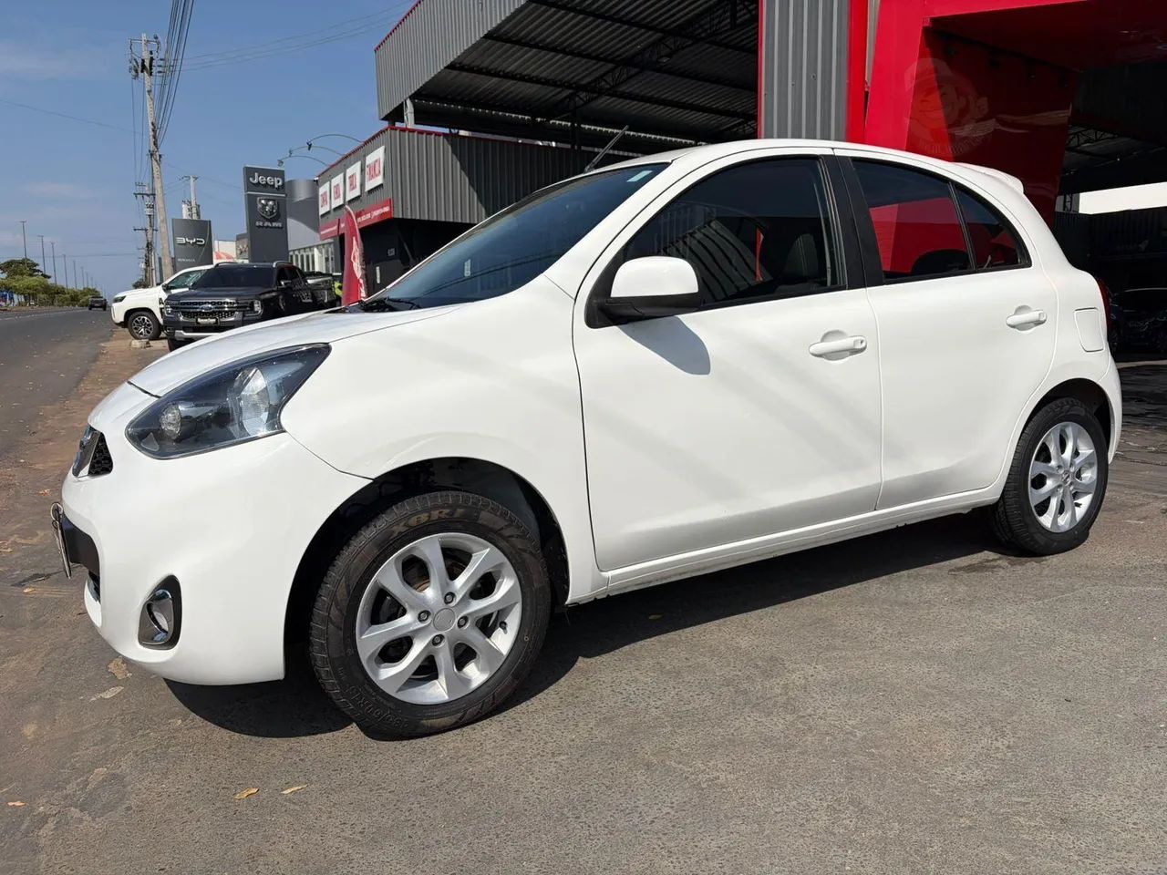 Nissan March SV 1.6 16V Flexstart 5P Mec. 2019 - Foto 2
