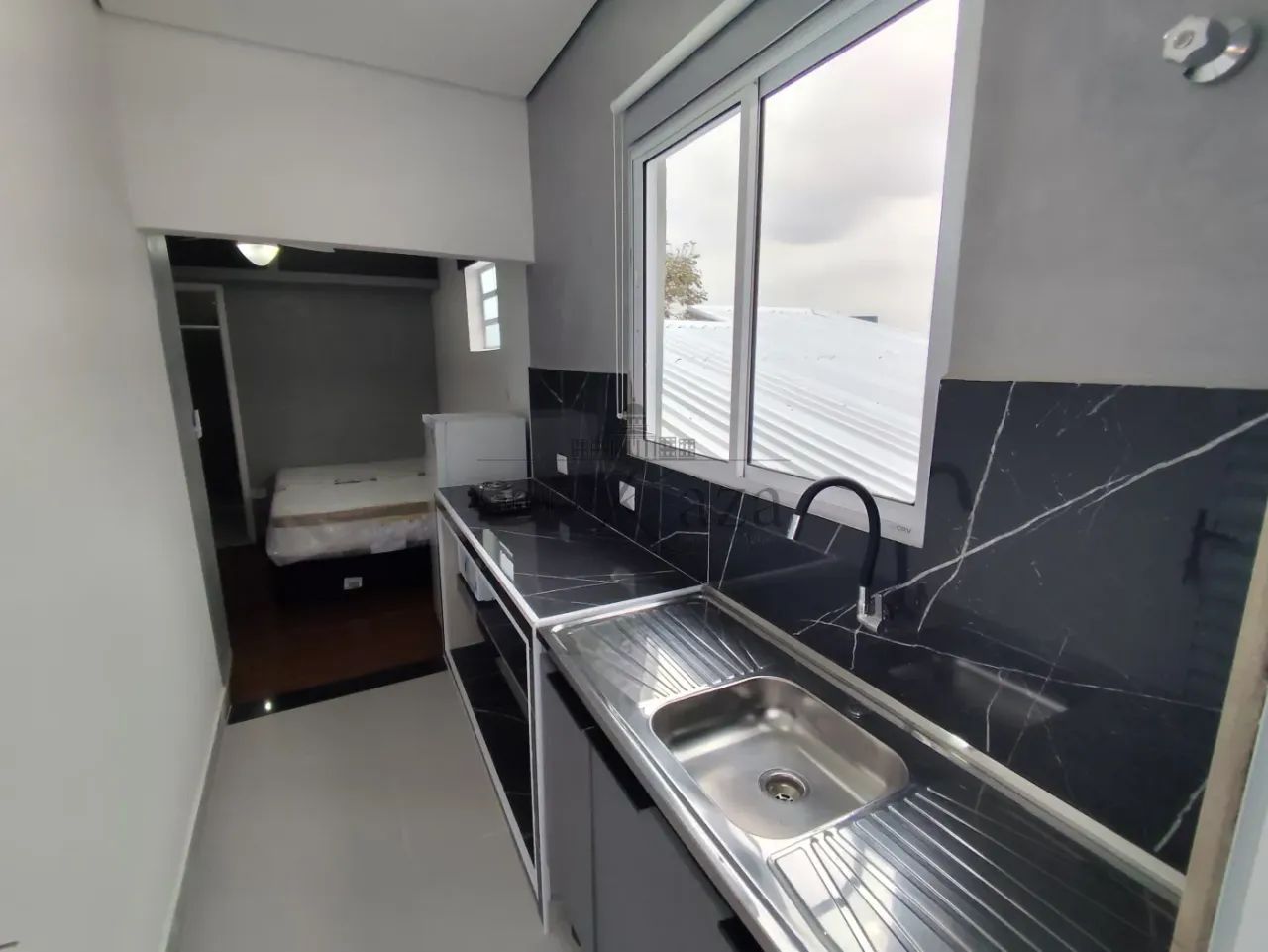 Oportunidade - Kitnet Mobiliada - Centro - 1 Dormitório - 25m².