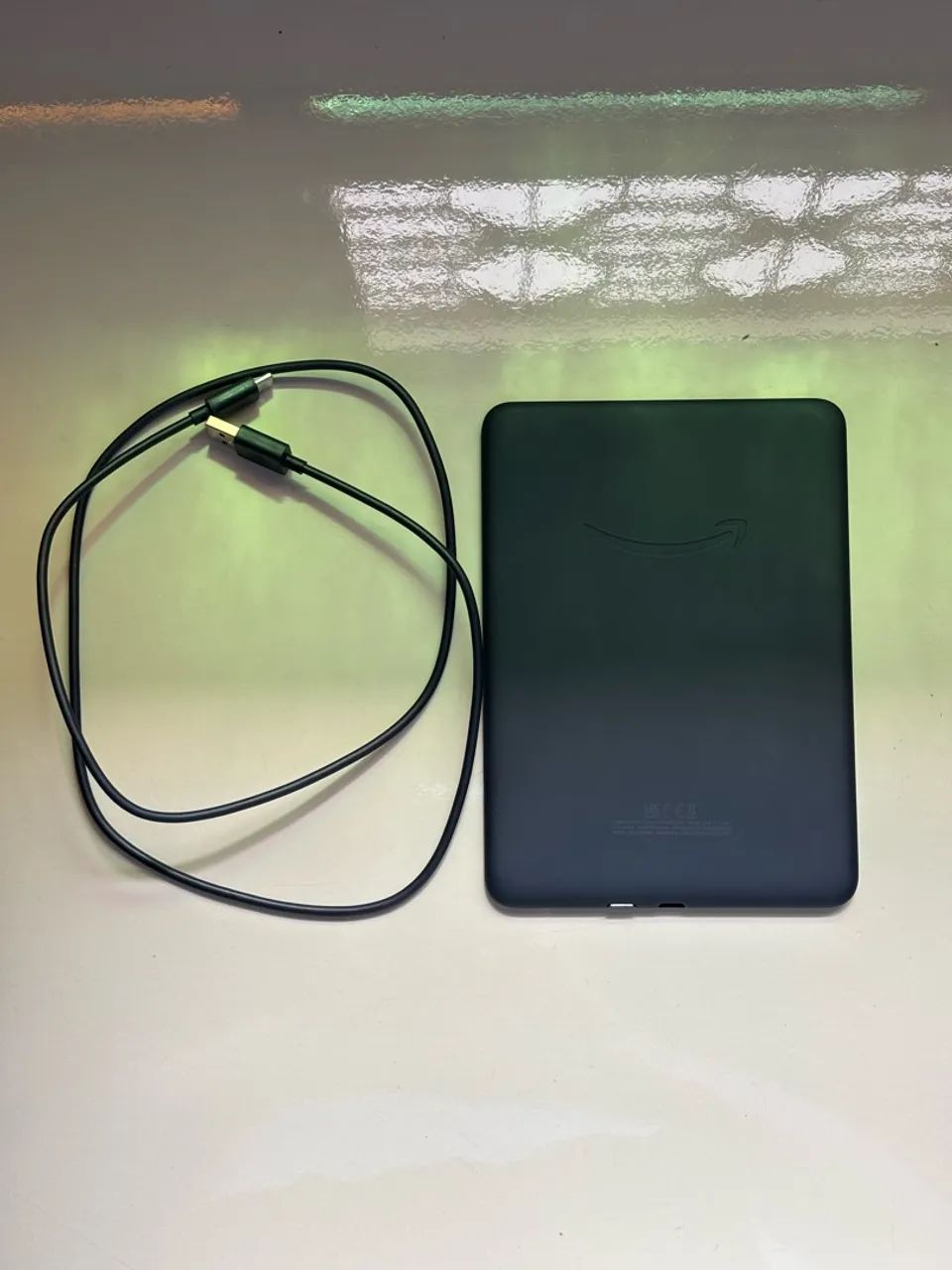 Kindle Paperwhite 16 GB PERFEITO ESTADO, acompanha capa magnética e cabo original - Foto 4