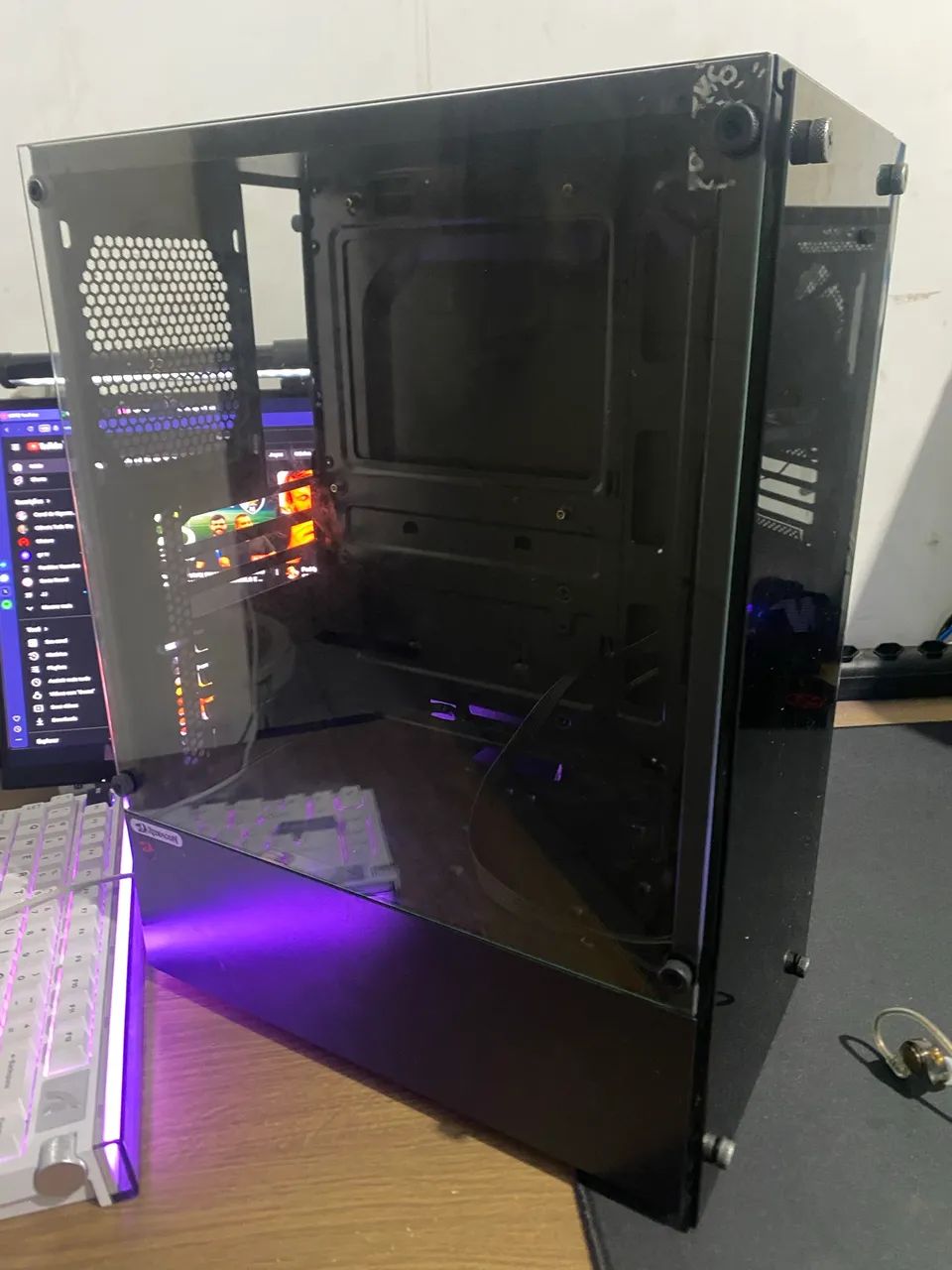 Gabinete Gamer preto - Foto 4