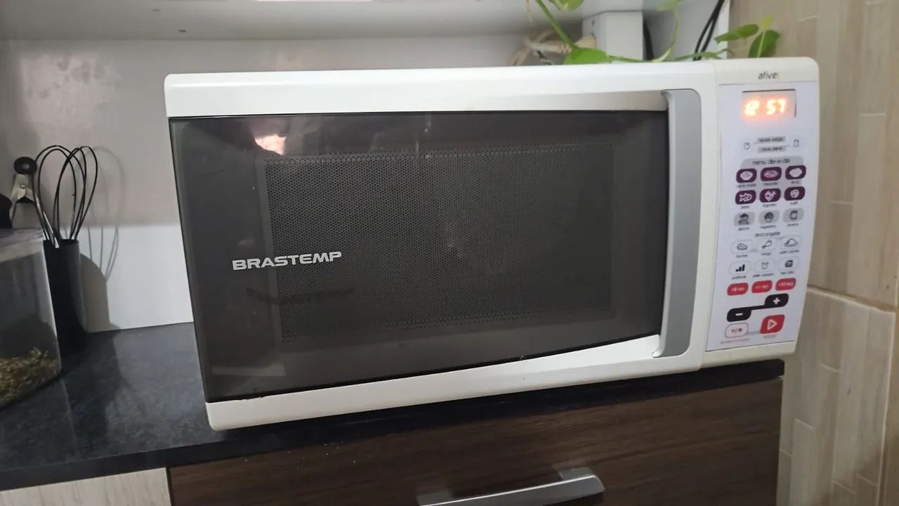 MICRO-ONDAS BRASTEMP