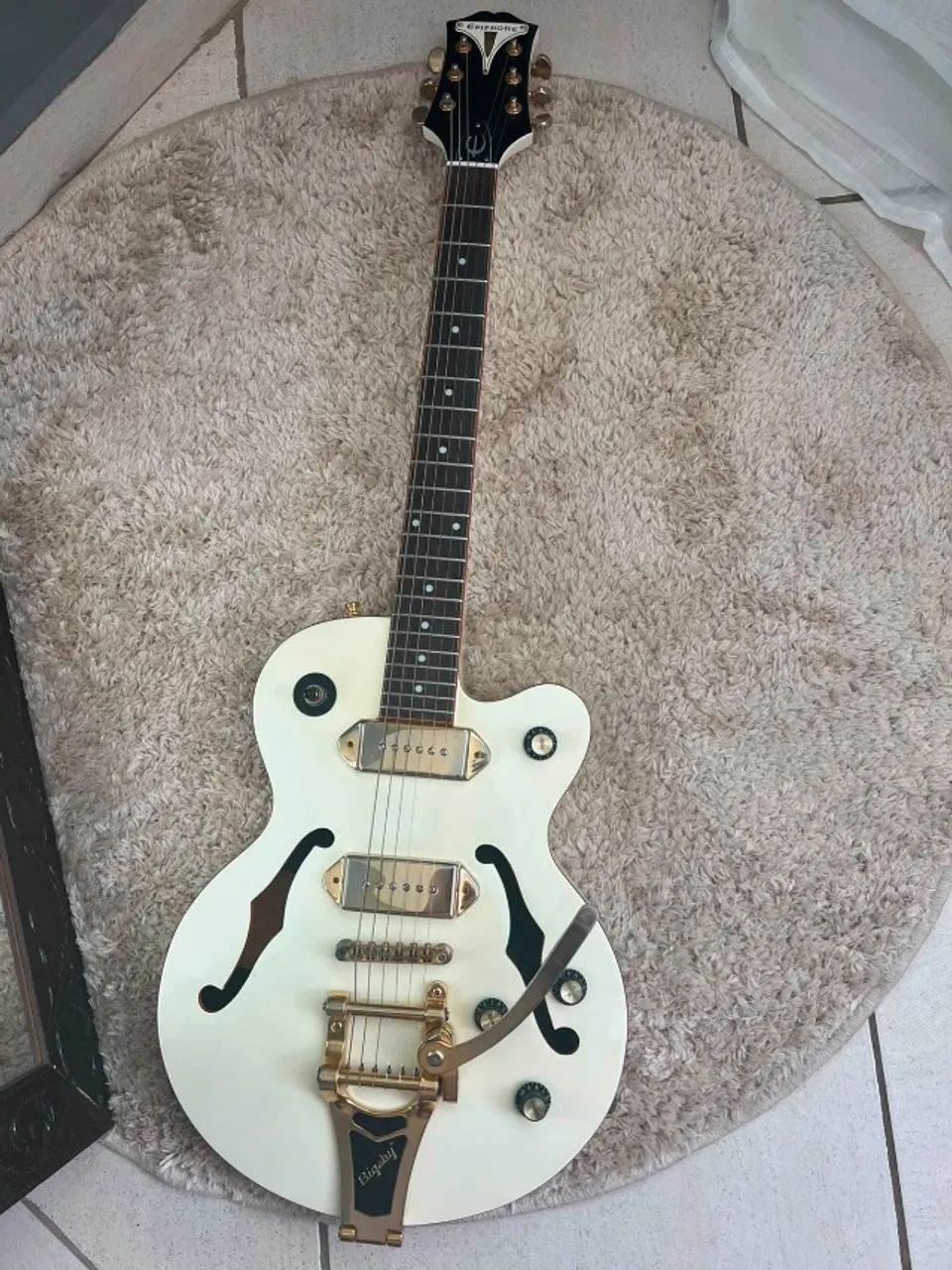 Guitarra Epiphone Wildkat Royale Bigsby Limited Edition