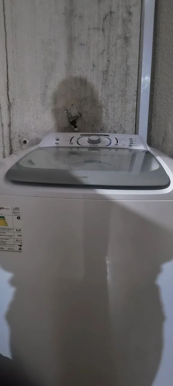 MÁQUINA DE LAVAR ELETROLUX SEMI NOVA - Foto 3