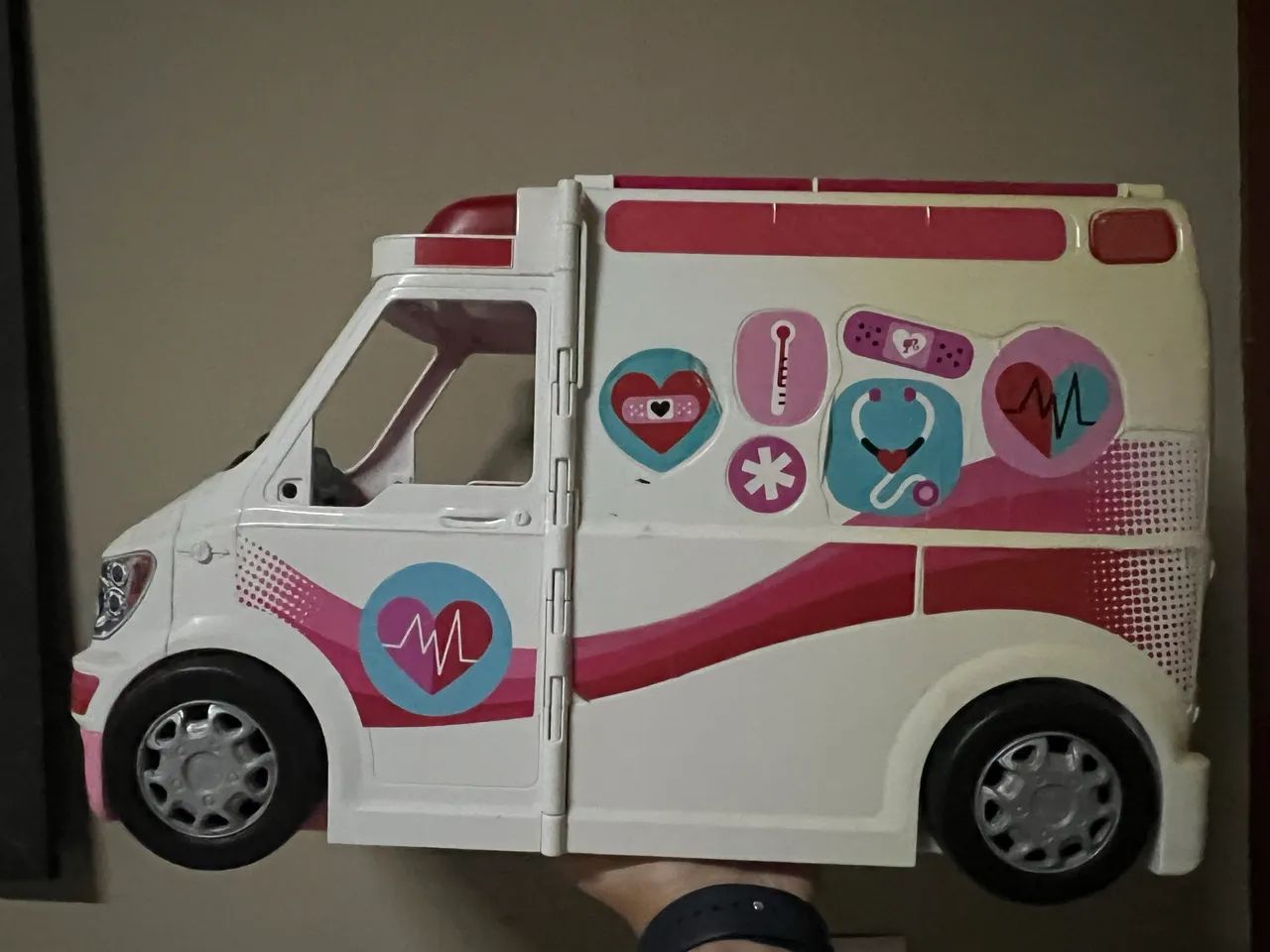 Ambulancia Barbie  - Foto 3