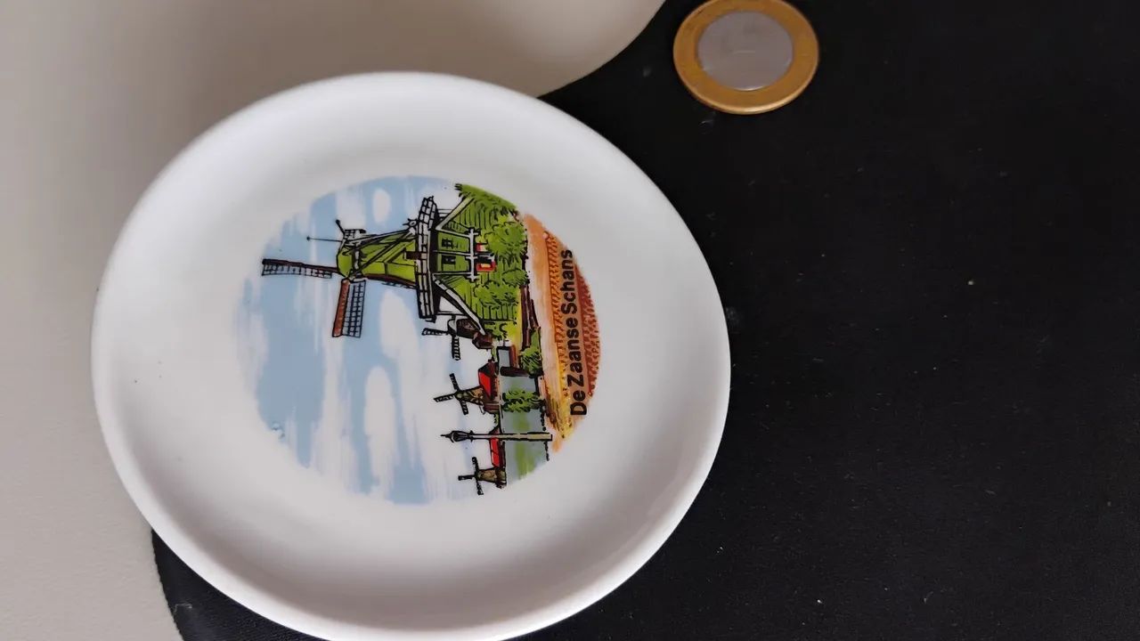 MINIATURA EM PORCELANA BRANCA  - Foto 2