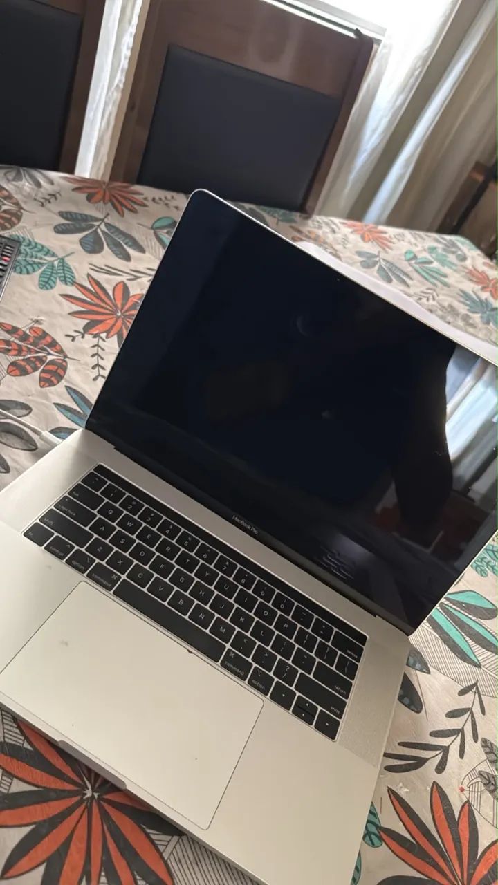 Apple Macbook pro  - Foto 2