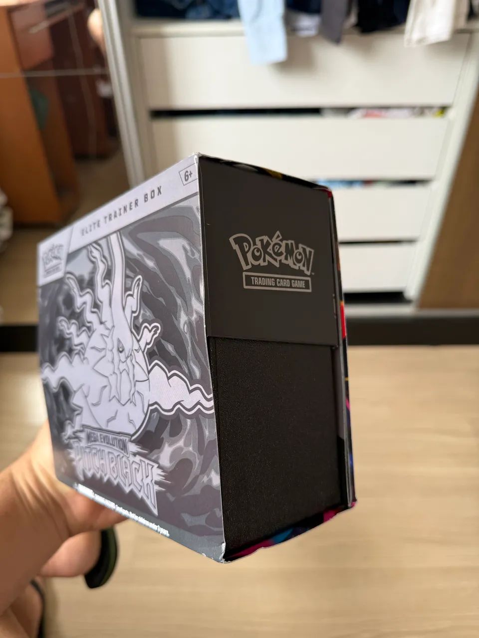 ETB escuridão absoluta versão americana 
