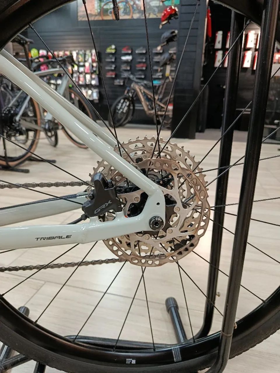 Gravel tribale Oggi  - Foto 4