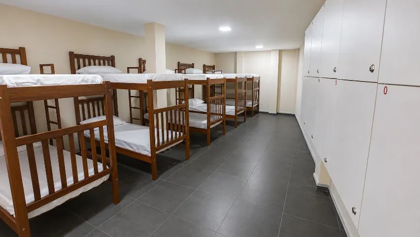 VAGA DE ESTÁGIO REMUNERADO - RECEPÇÃO HOTEL - Foto 5