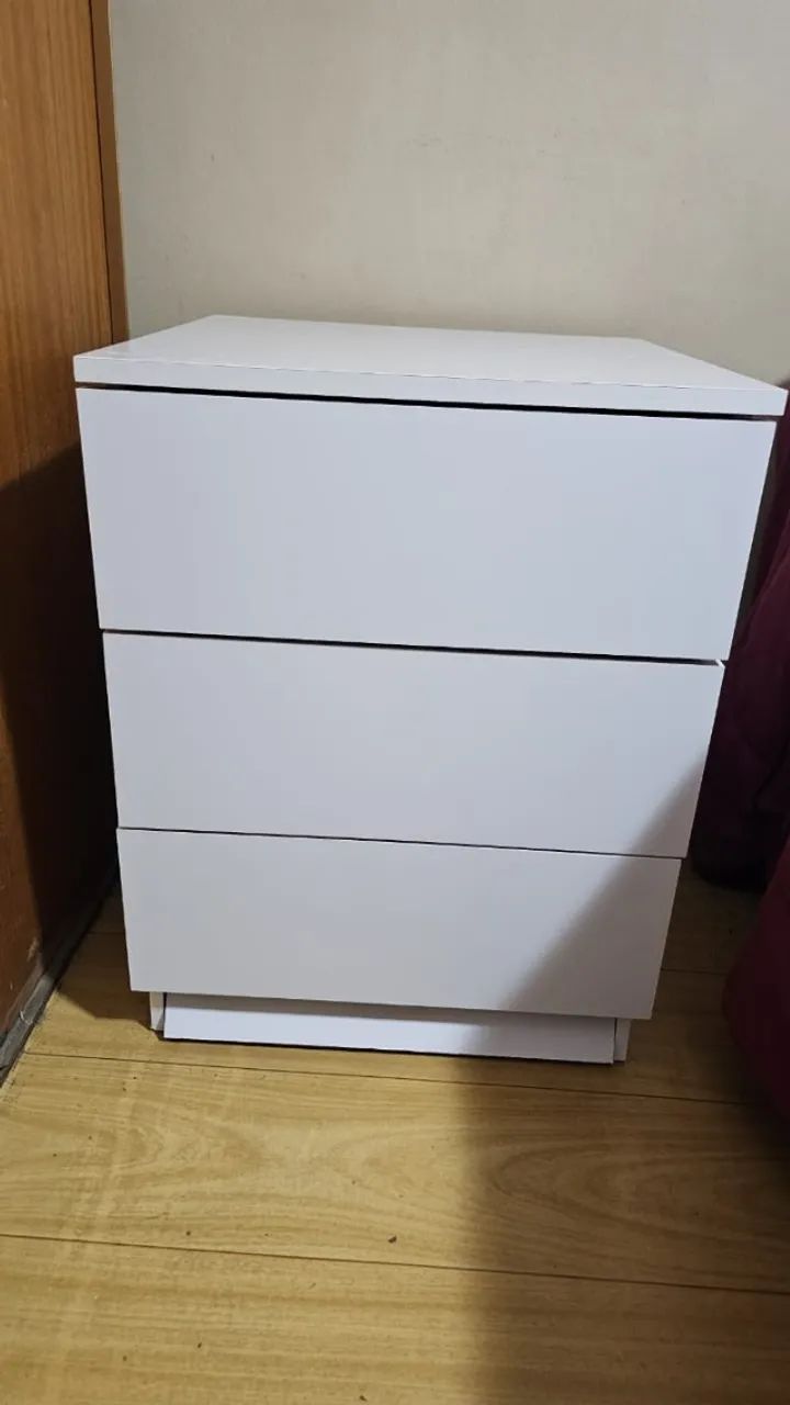 Mesa de Cabeceira