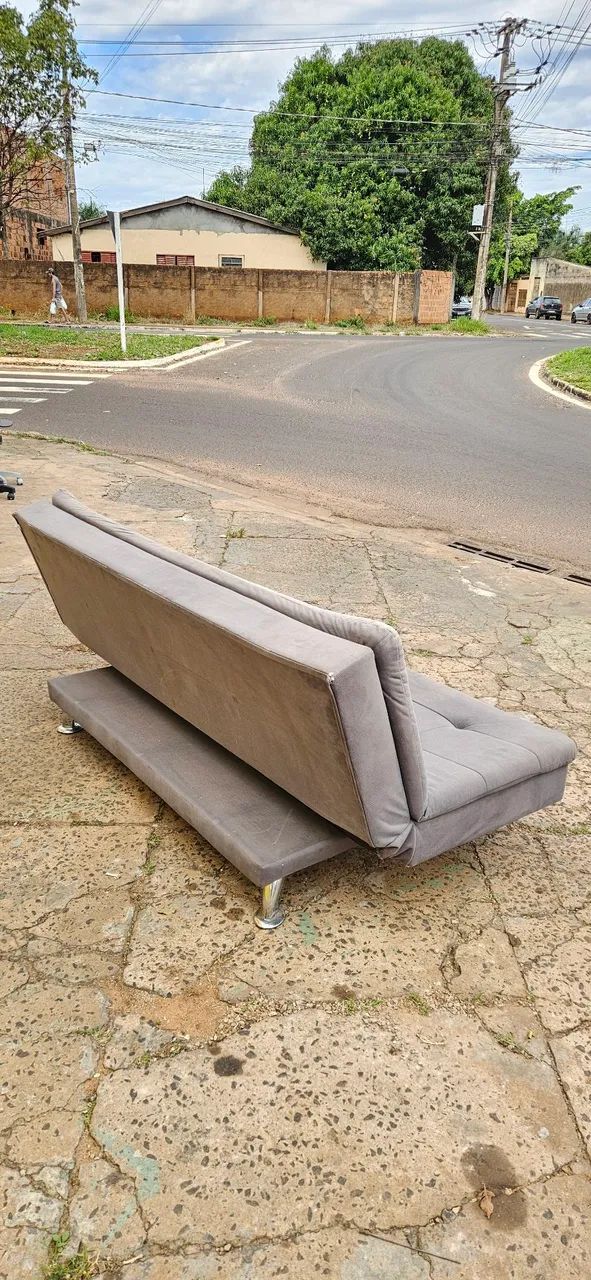 Sofa cama bem conservado - ENTREGA GRÁTIS  - Foto 3