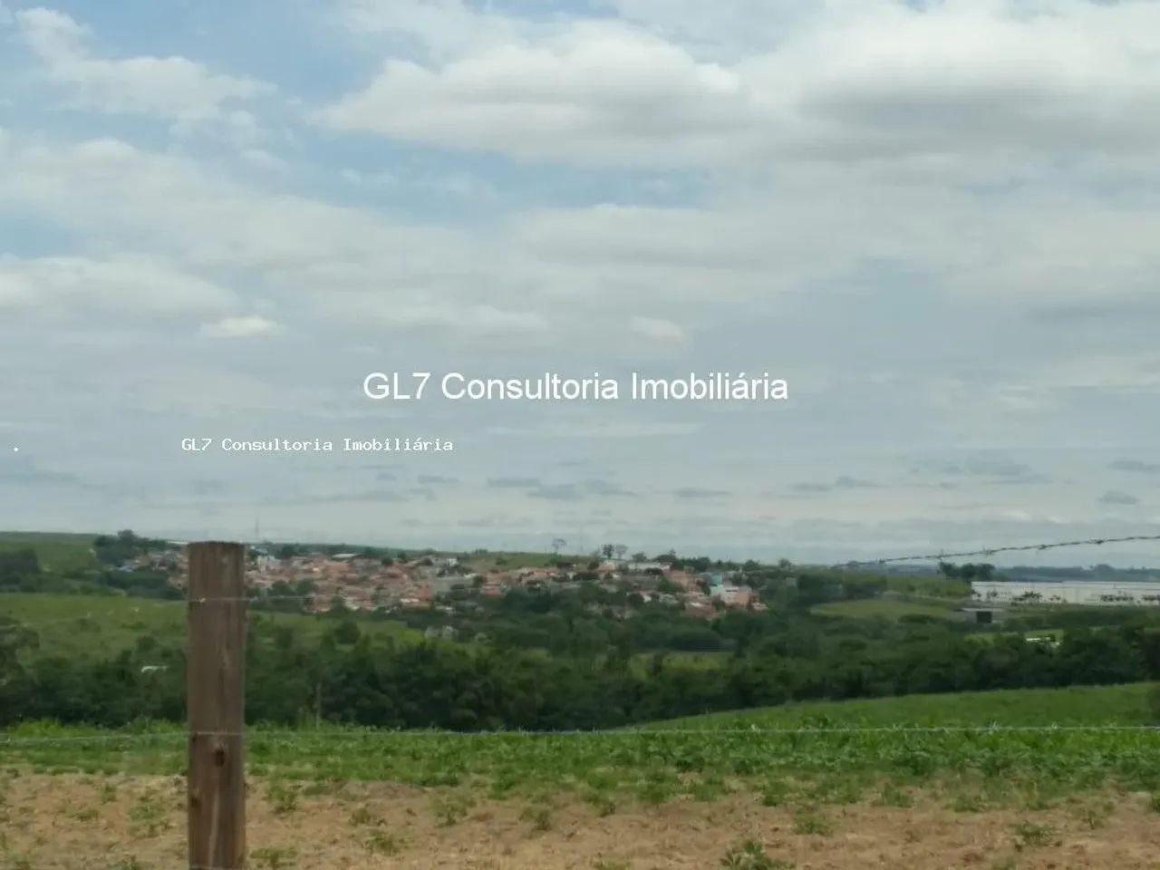 Vendo Área para Chacara 5.295 metros em Mombuca SP