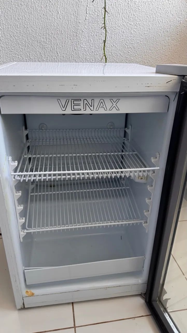 Expositora de Bebidas Venax VV 100 