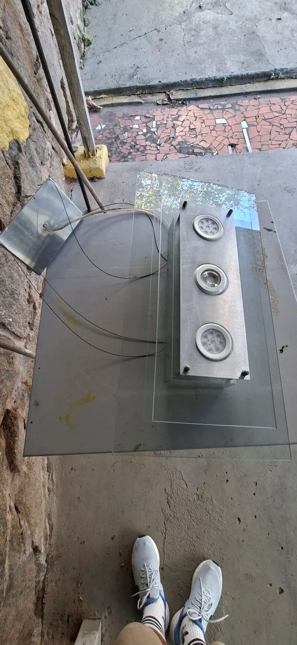 Plafon lustre três Spots base vidro. - Foto 3