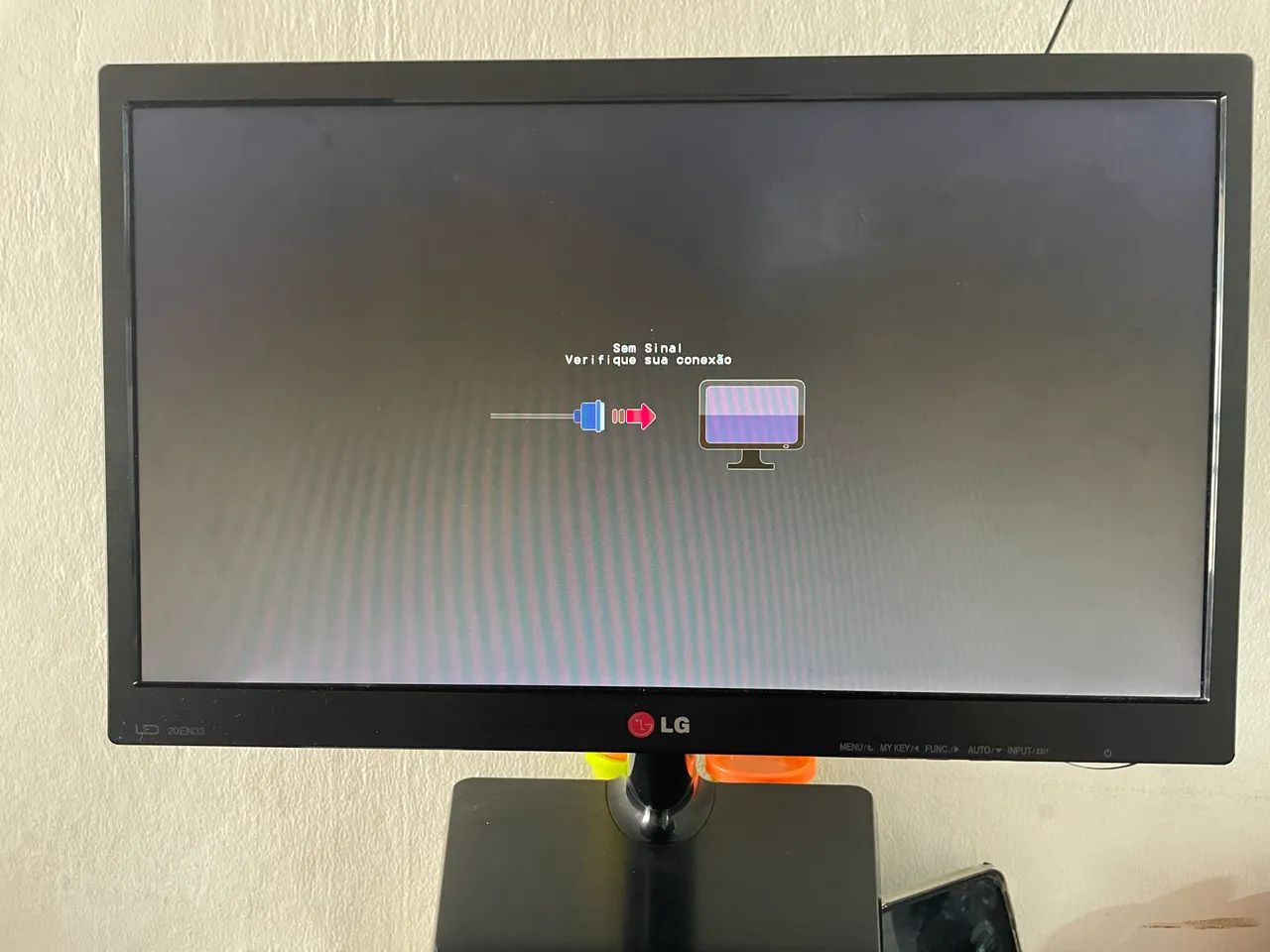 Monitor semi novo - Foto 3
