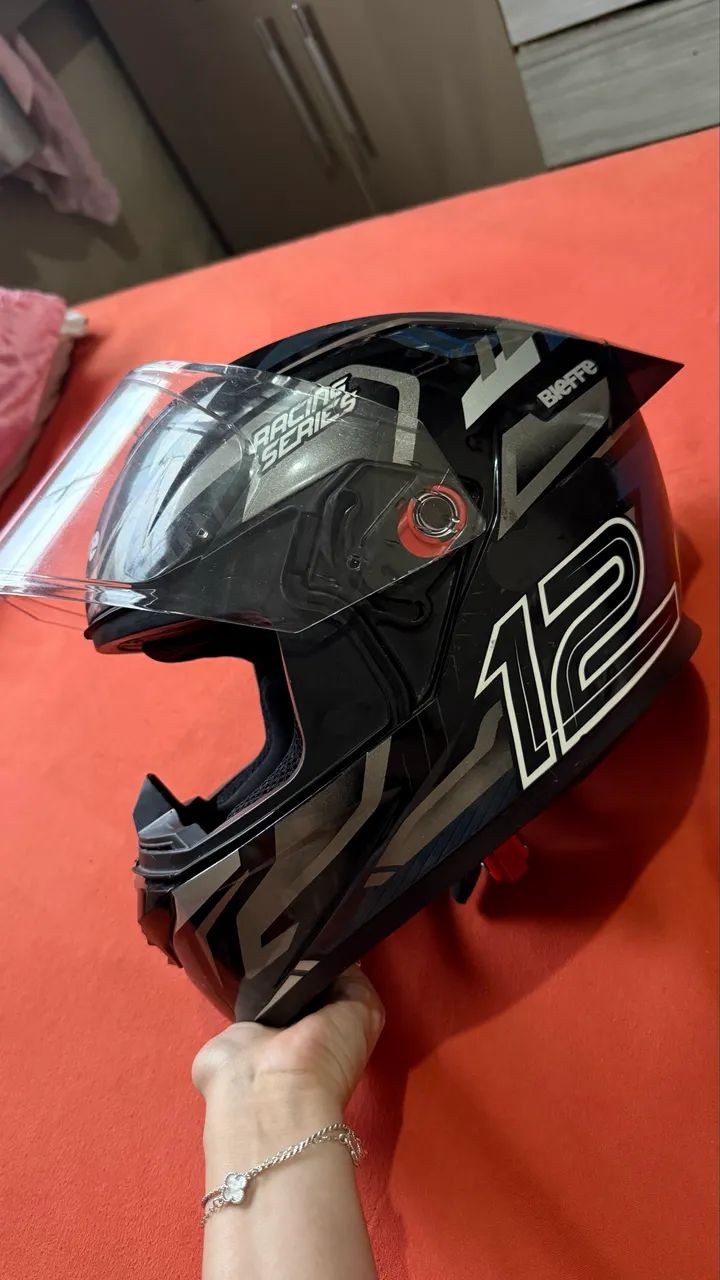 Capacete bieffe