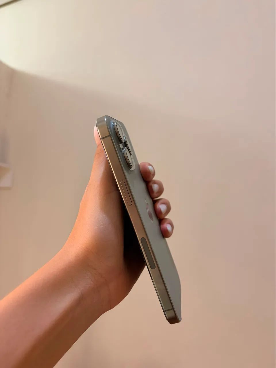 iPhone 15 Pro Max - Foto 3