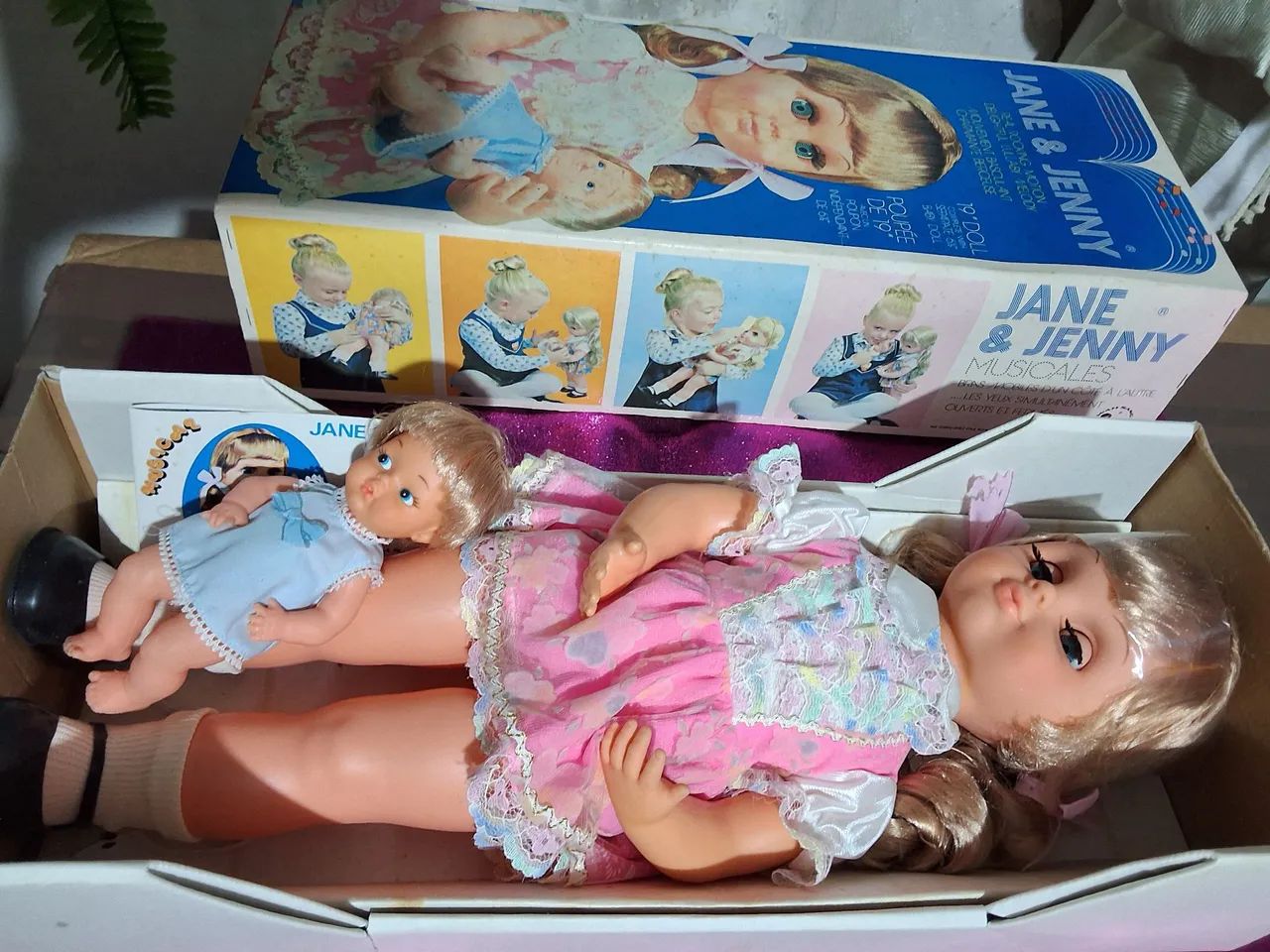 Boneca importada  Jane e Jenny (Mãezinha) - Foto 5