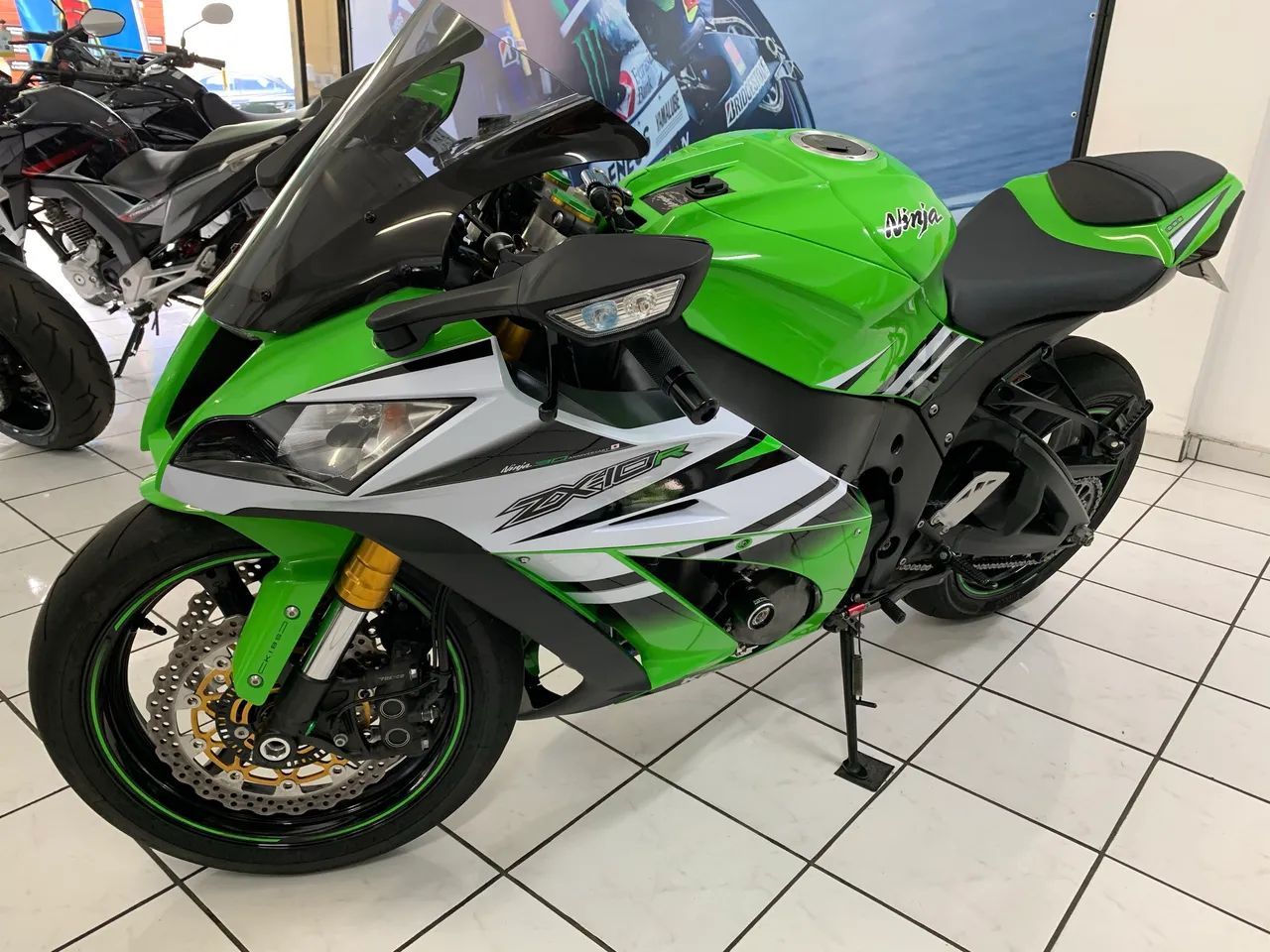 Kawasaki Zx-10/ Zx-10r 1000cc 2015 - 1501462891 | OLX