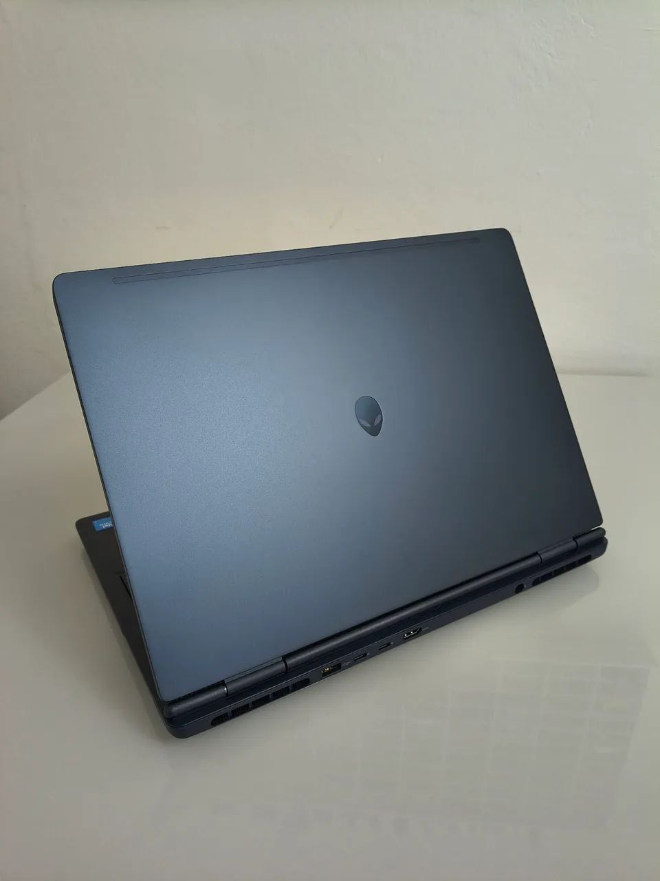 Notebook AlienWare 16 Aurora - RTX 5050