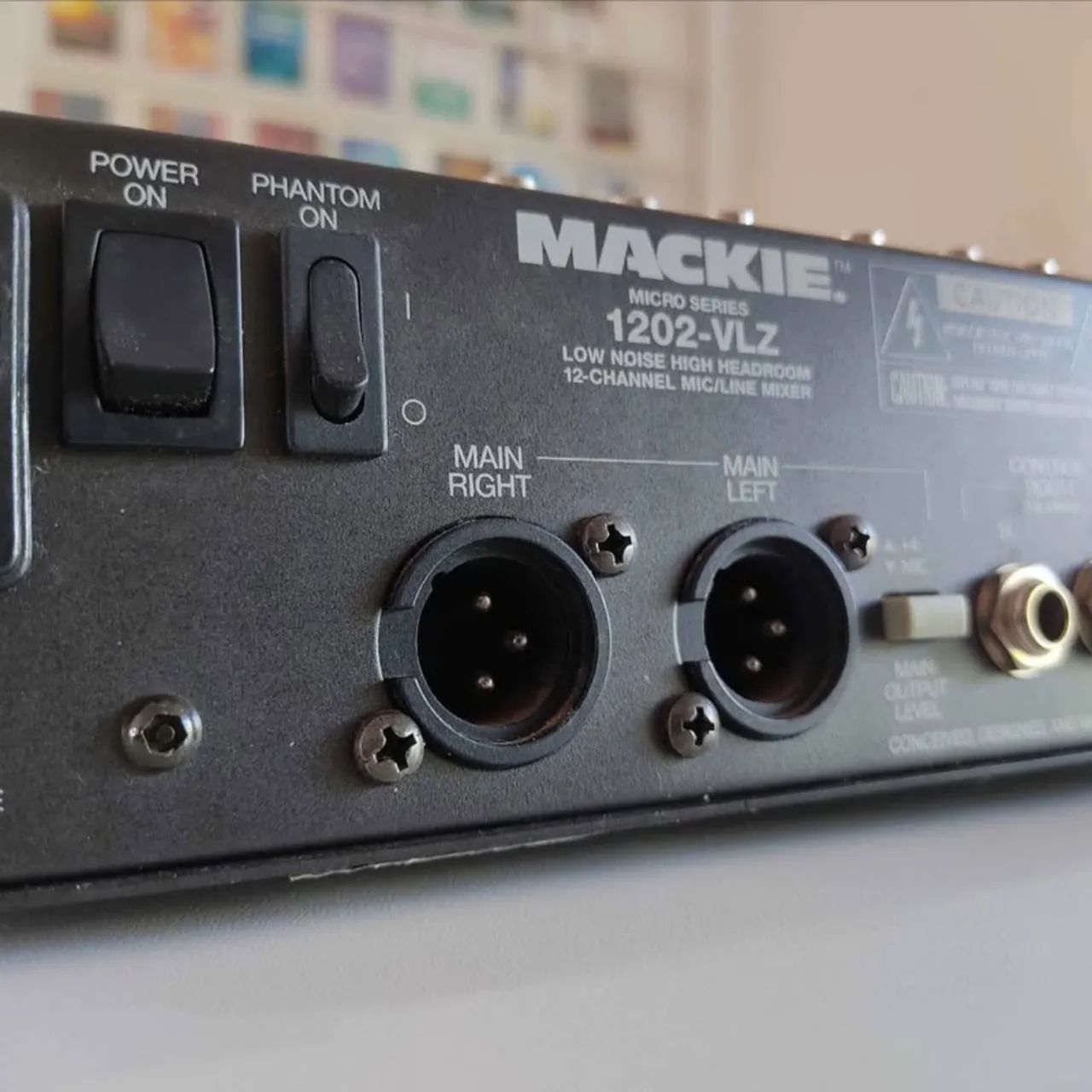 S*r様 MACKIE MICRO SERIES 1202 VLZ Mesa de som Mackie micro séries 1202 VLZ - Equipamentos e