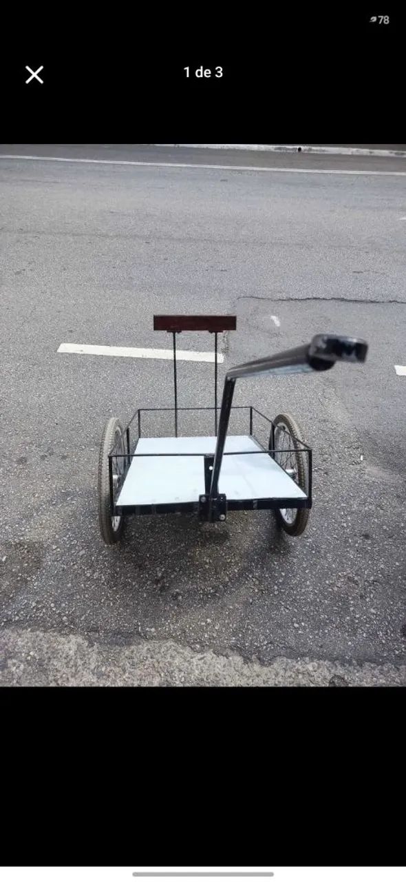 Carretinha reboque puxada por  bicicleta 
