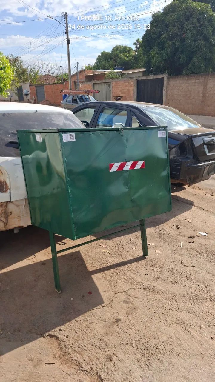 Lixeira 500lts . Toda fabricada na chapa 18. E chapa 16. - Foto 2