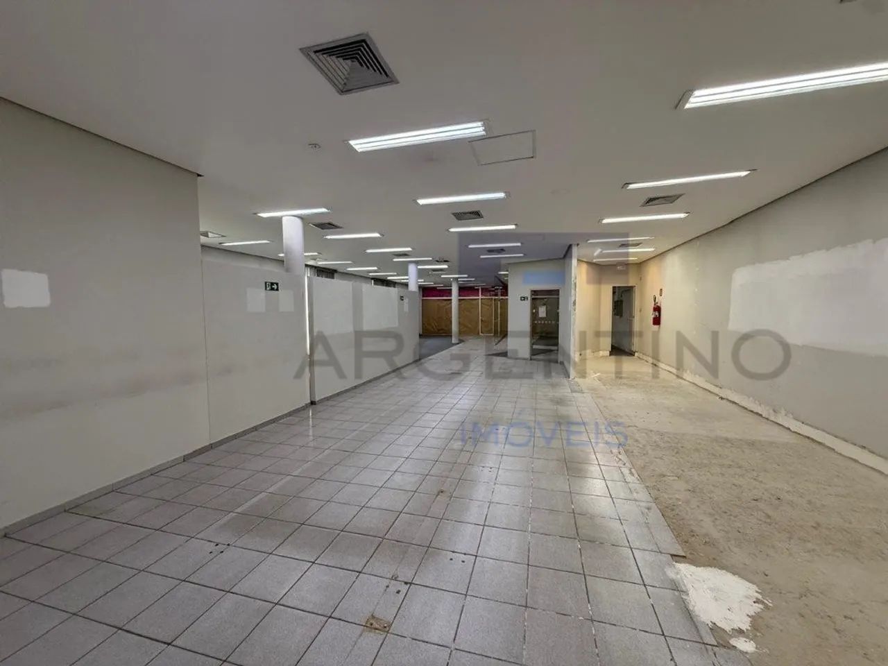 Prédio Comercial na Rua Francisco Rodrigues Filho - Foto 4