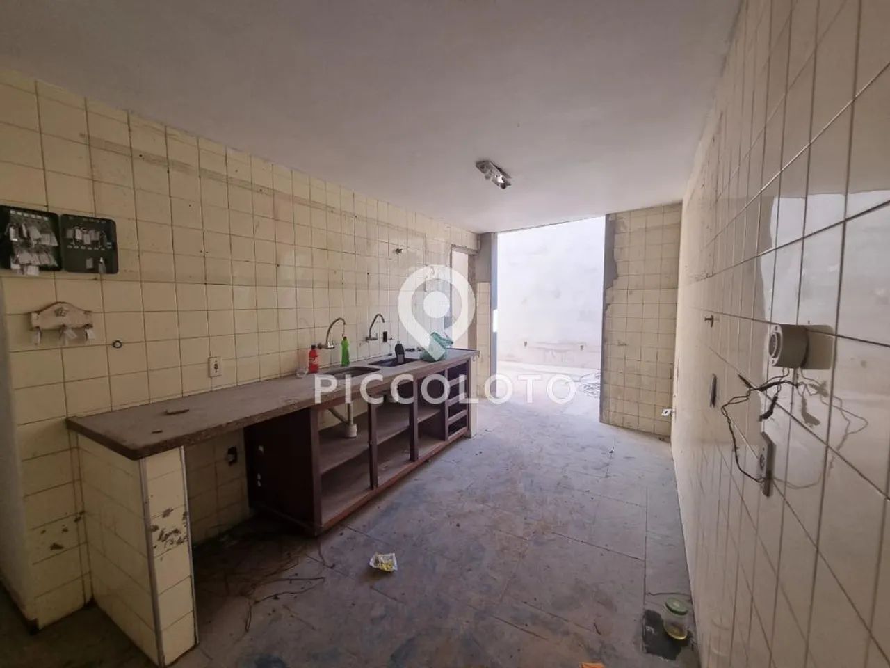 Salão para alugar em Campinas, Bairro das Palmeiras, com 202.22 m² - Foto 4