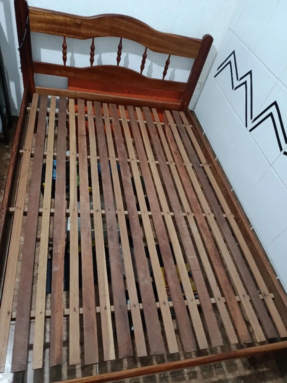 Cama de madeira + colchão  - Foto 5