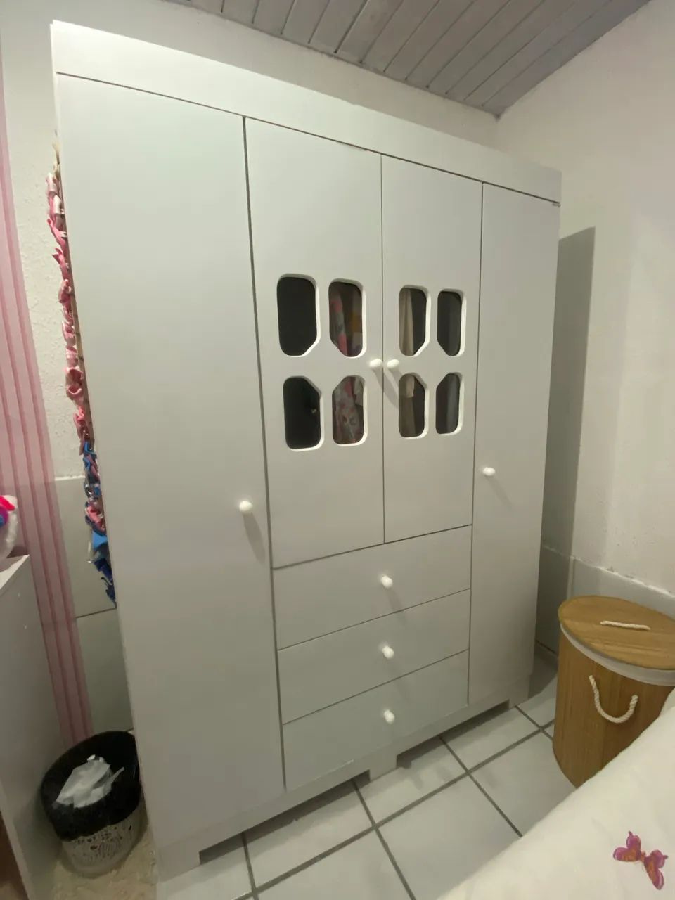 Guarda roupa infantil 