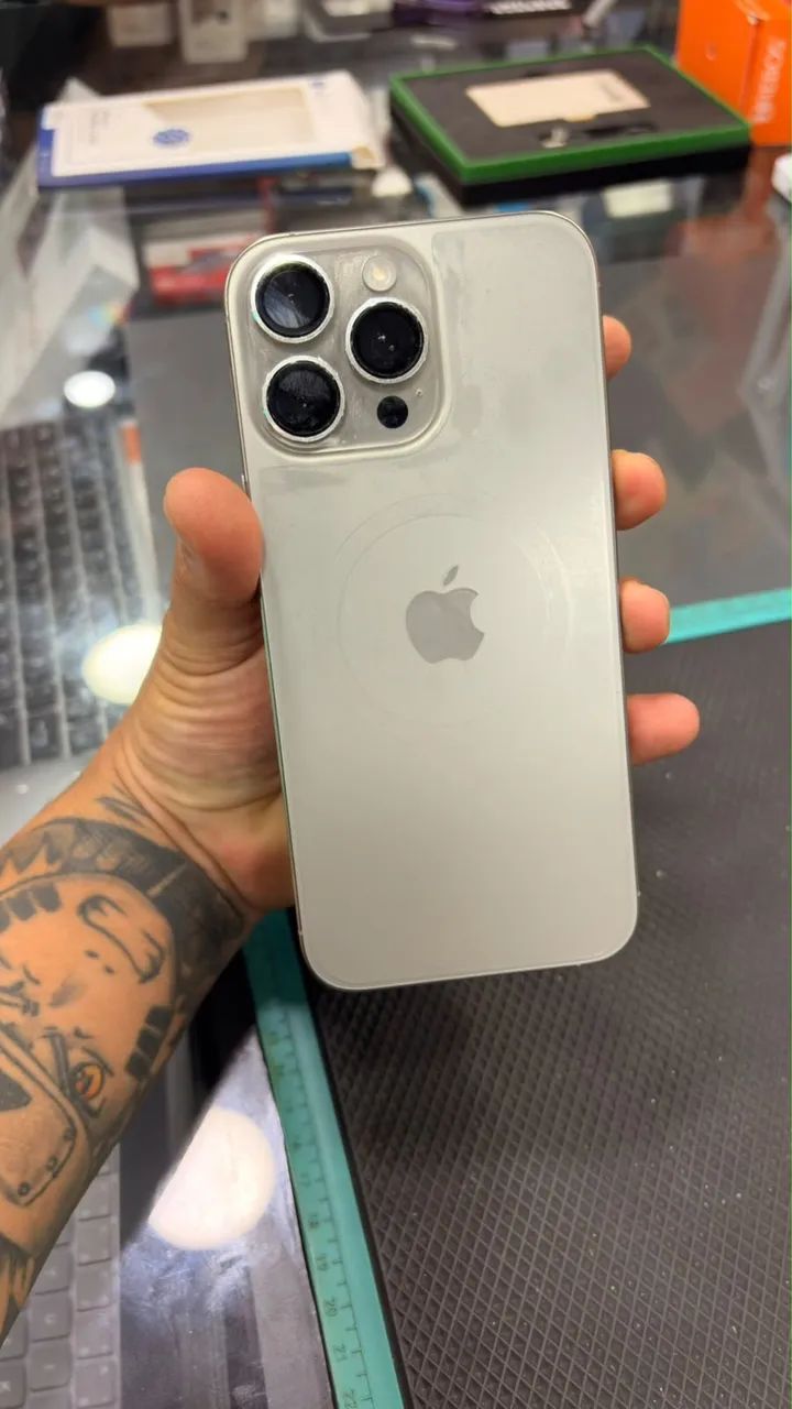 Vendo iPhone 16 pro Max  - Foto 2