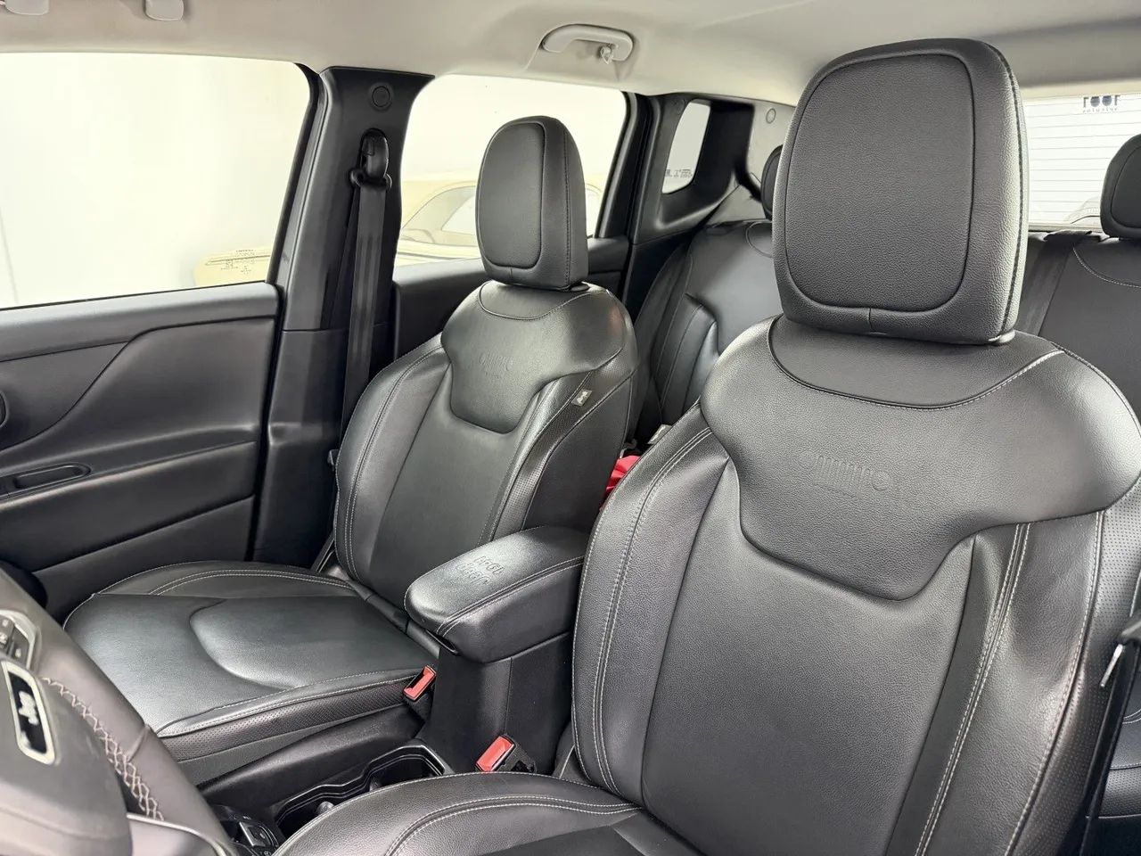 Jeep Renegade Long. T270 1.3 TB 4X2 Flex Aut. 2022 - Foto 9