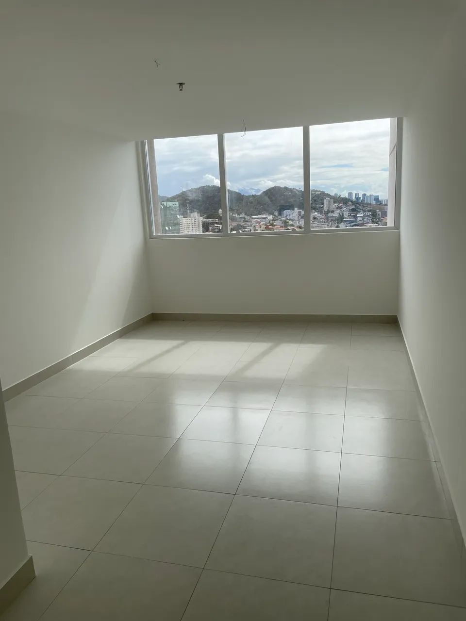Sala nova em Vila Velha - excelente localização - OPORTUNIDADE  - Foto 3