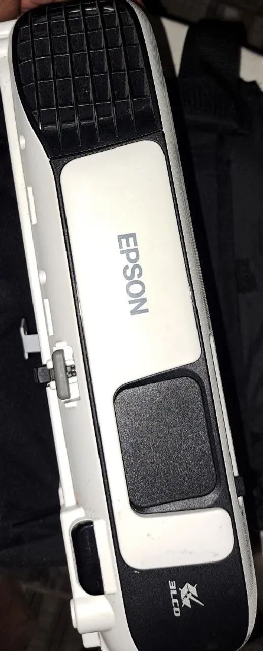 Vendo Projetor (Datashow) Epson Powerlite S41+  - Foto 3