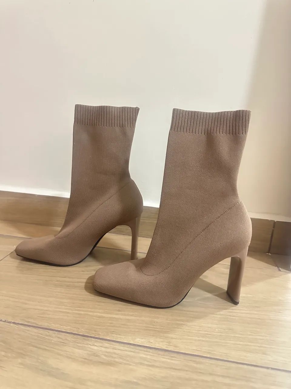 bota zara cano médio nova tam 39 